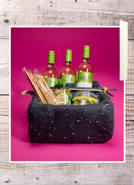 Gift basket packaging
