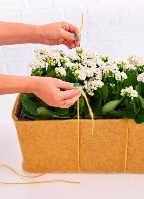 Embellish flower box 2