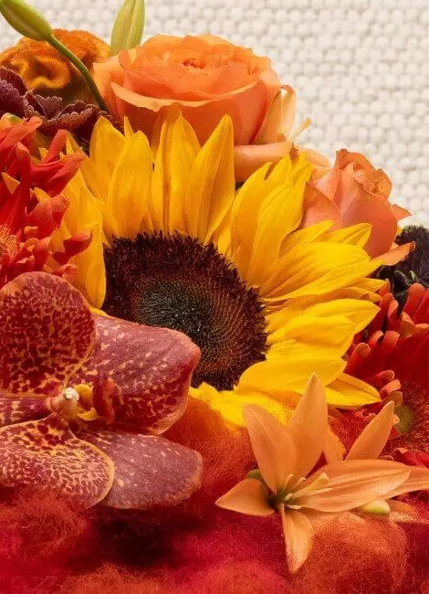 Bouquet red-yellow