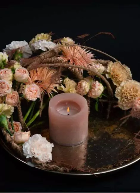 Candle with flowers
