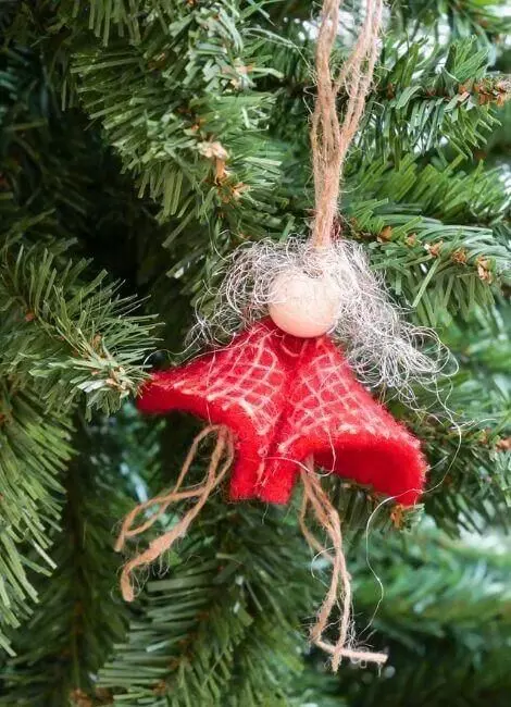 Christmas tree figures
