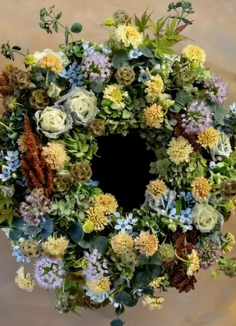 Wreath from above