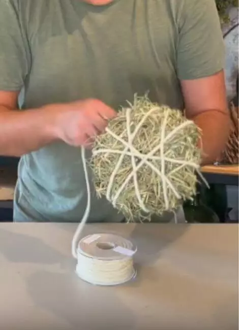 Wrap with the cords