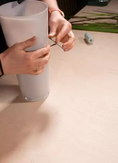 02-wire-in-mould