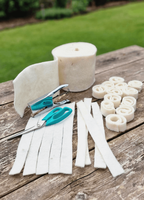 Step 1- Cutting the wool pieces